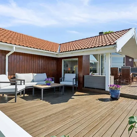 Gunwald - 230m From The Sea By Interhome *